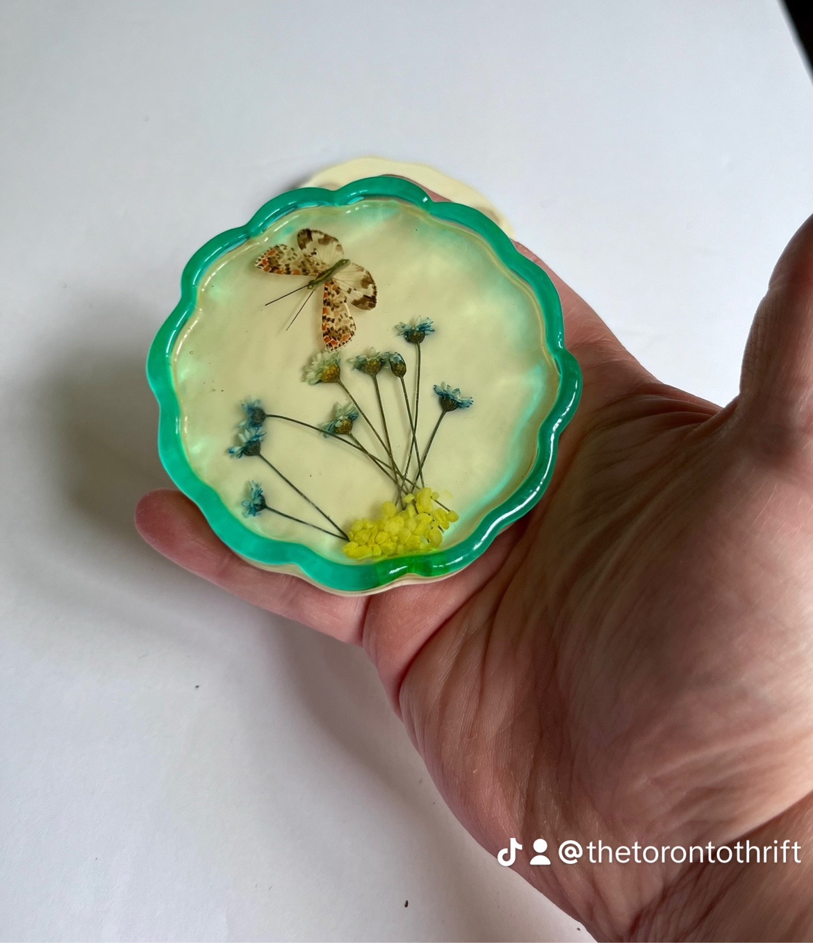 Beautiful vintage resin coasters with butterflies and flowers - photo 5