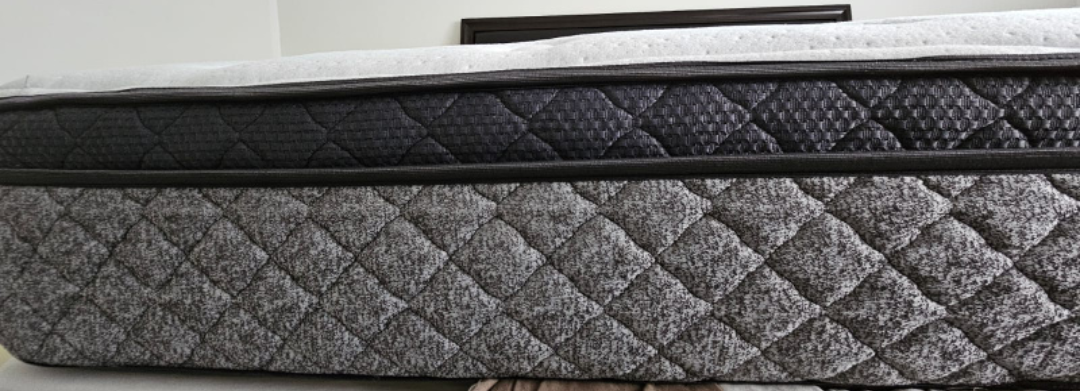 King size mattress - photo 3