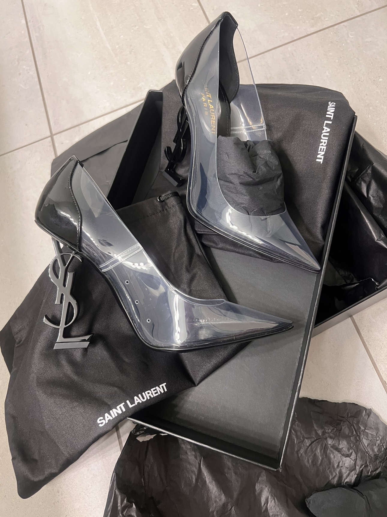 YSL PVC pumps image indicator(3)