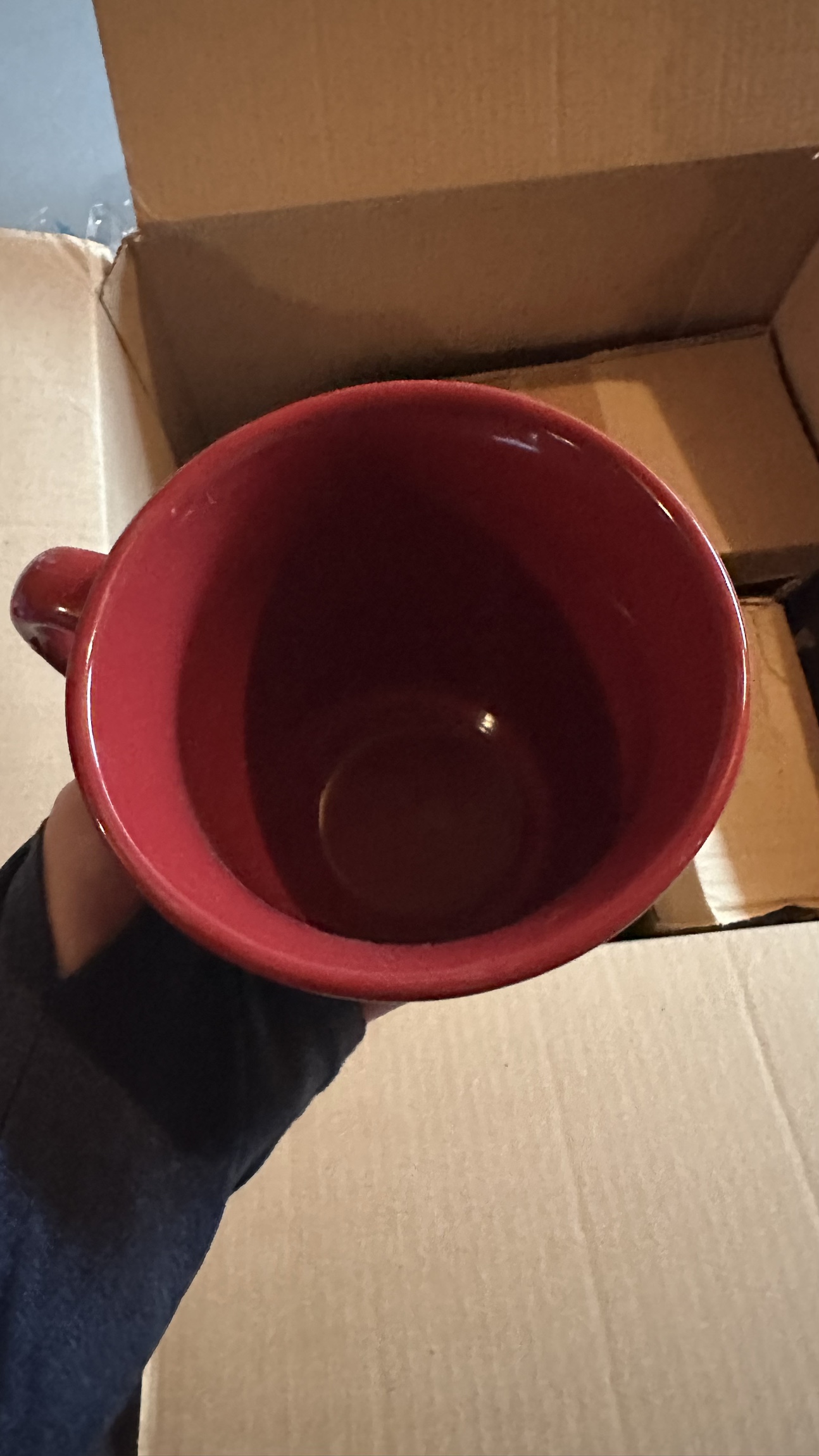 Set of 4 red mugs - photo 2