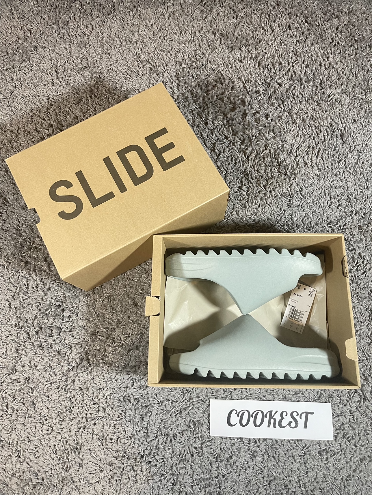 adidas Yeezy Slide Salt thumbnail