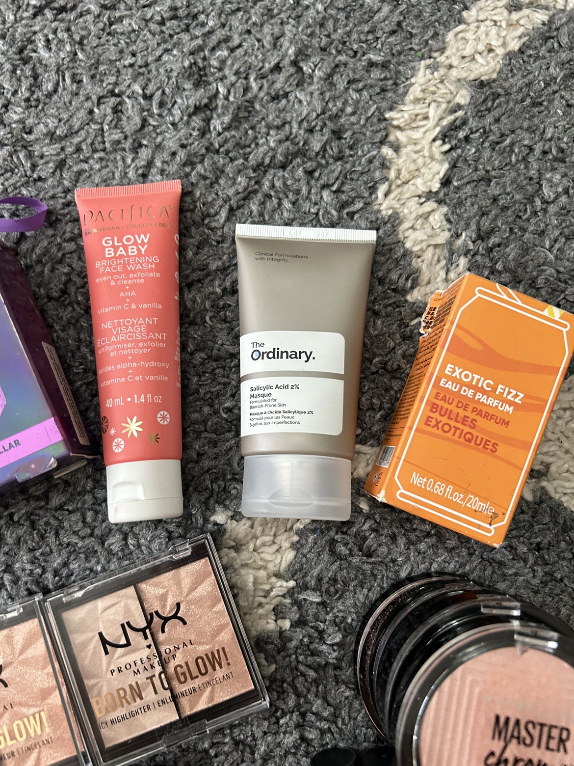 Make up and skin care buy 2 get 1 free - photo 5