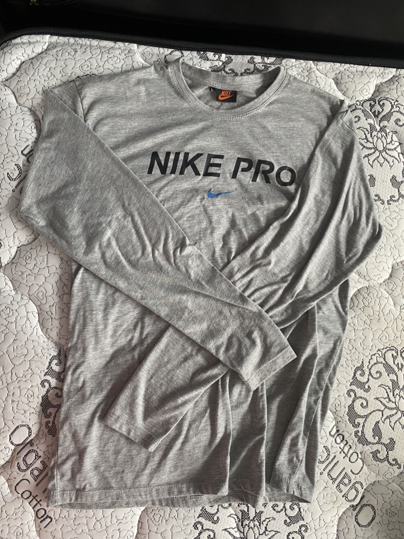 Grey Nike T Shirt - photo 2