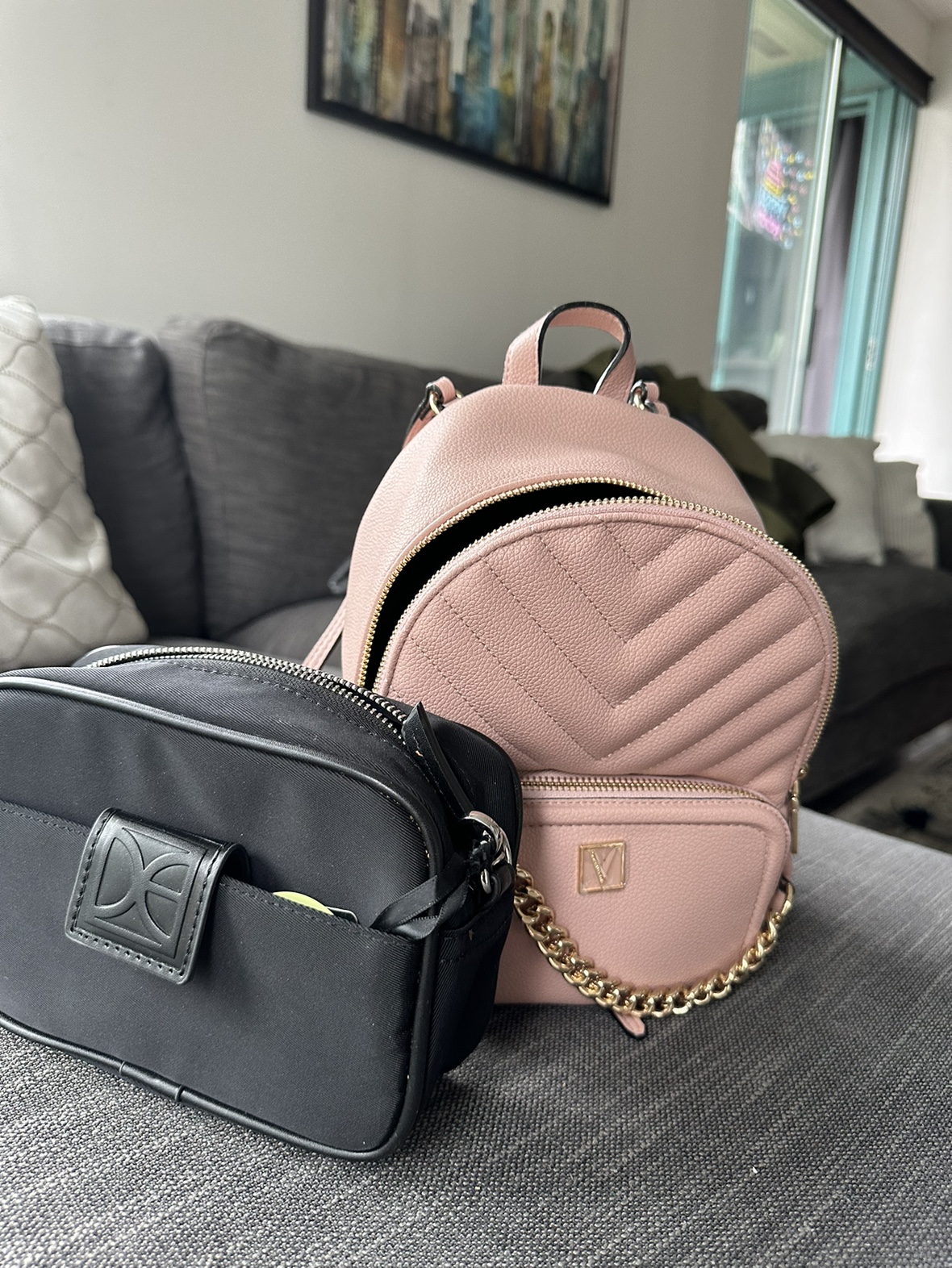 Victoria secret bag thumbnail