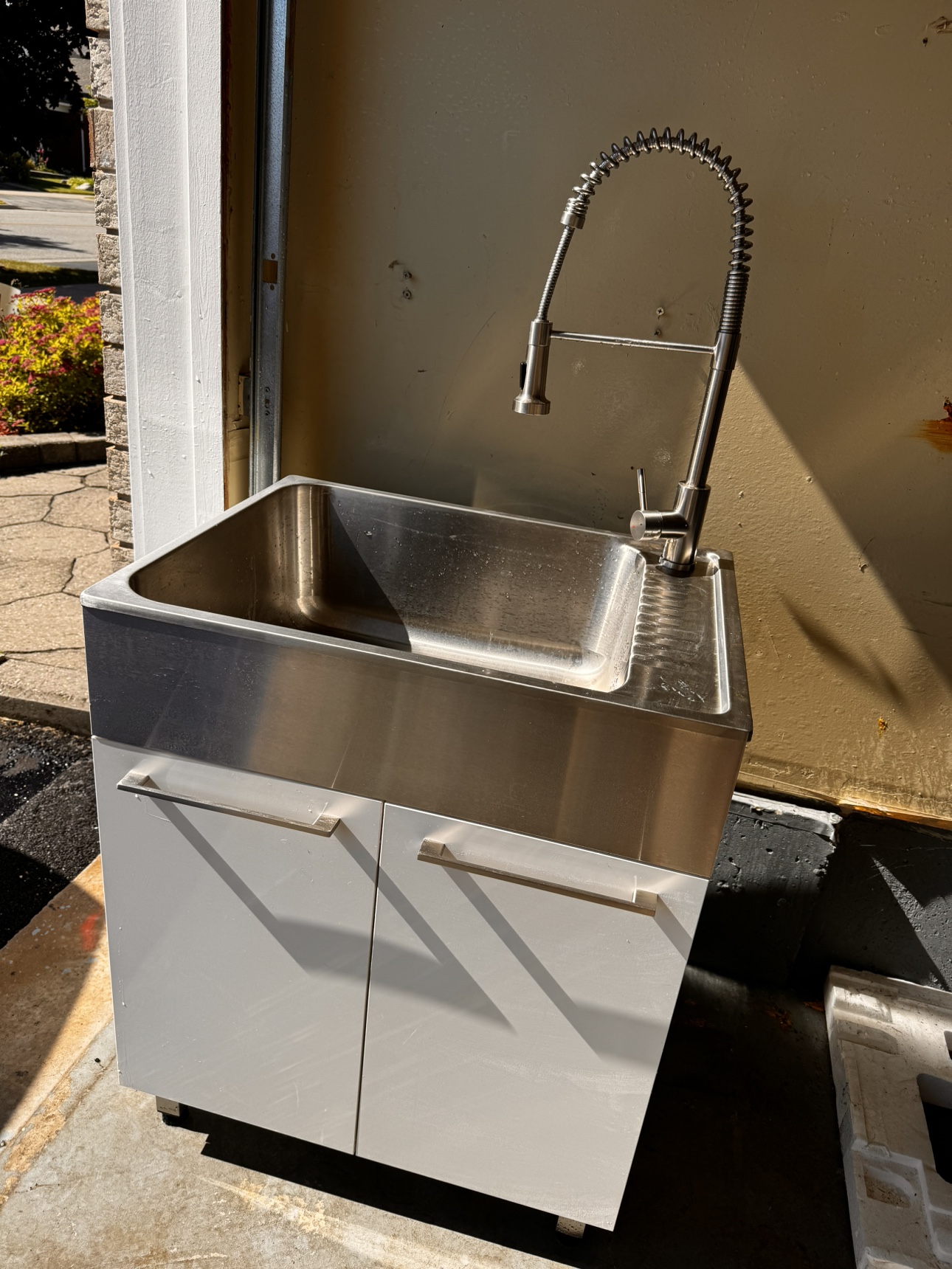 Laundry Sink cabinet - photo 3