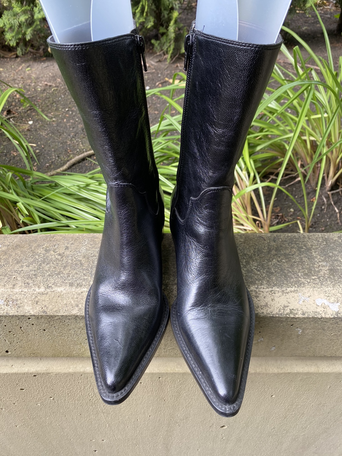 Women’s Leather Boots - photo 2