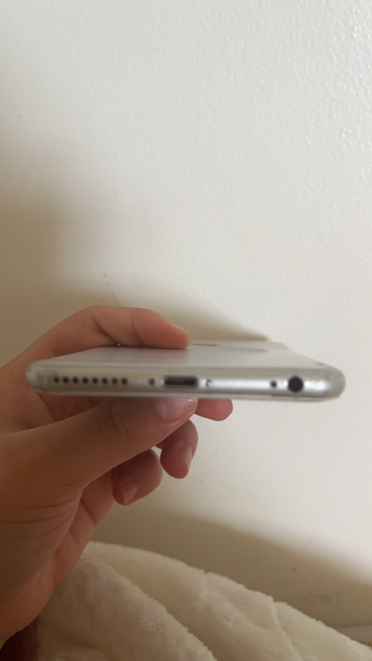 iPhone 6 Plus white image indicator(2)