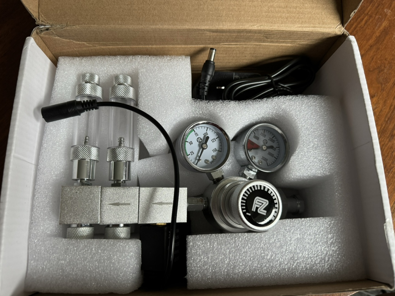 FZONE FZ-2020PRO  CO2 REGULATOR - photo 2