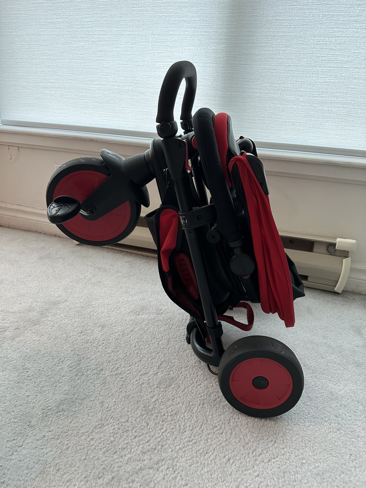 Folding SmarTrike thumbnail