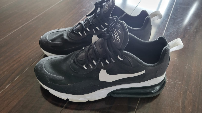 Nike Shoes Air React 270 - photo 3