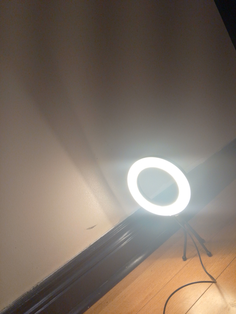 Ring Light - photo 3