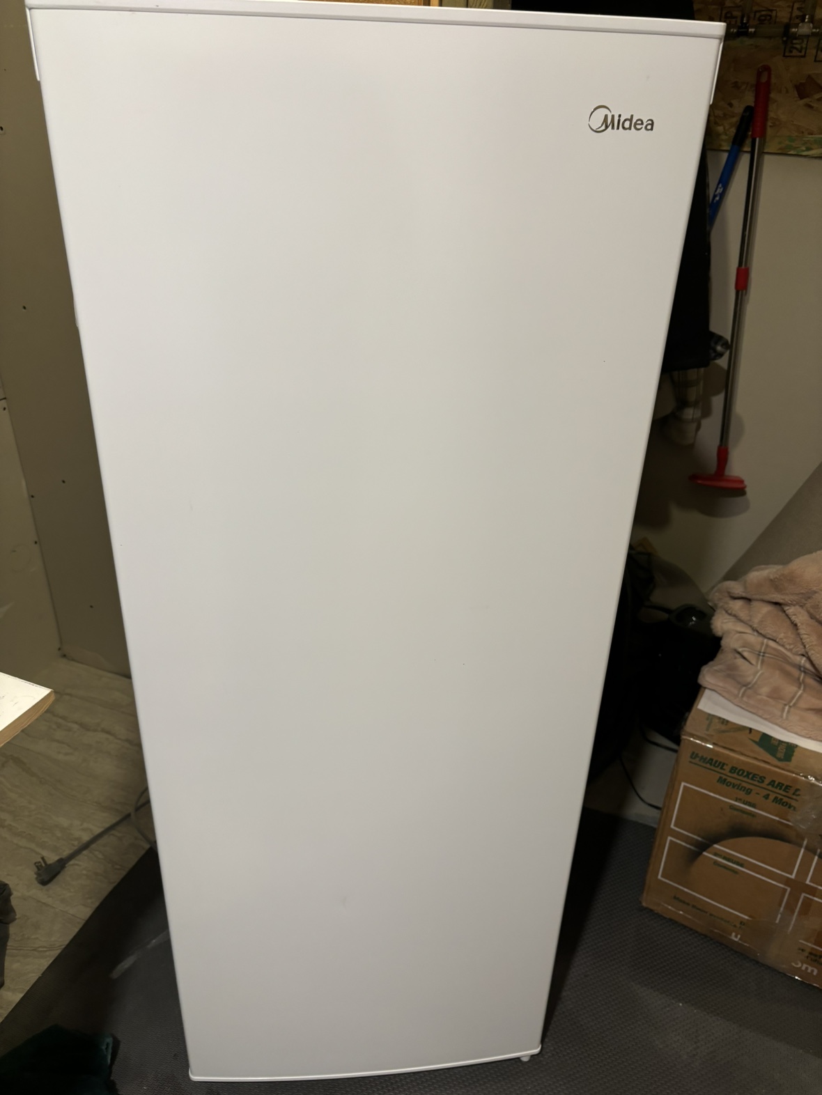 Stand up Freezer