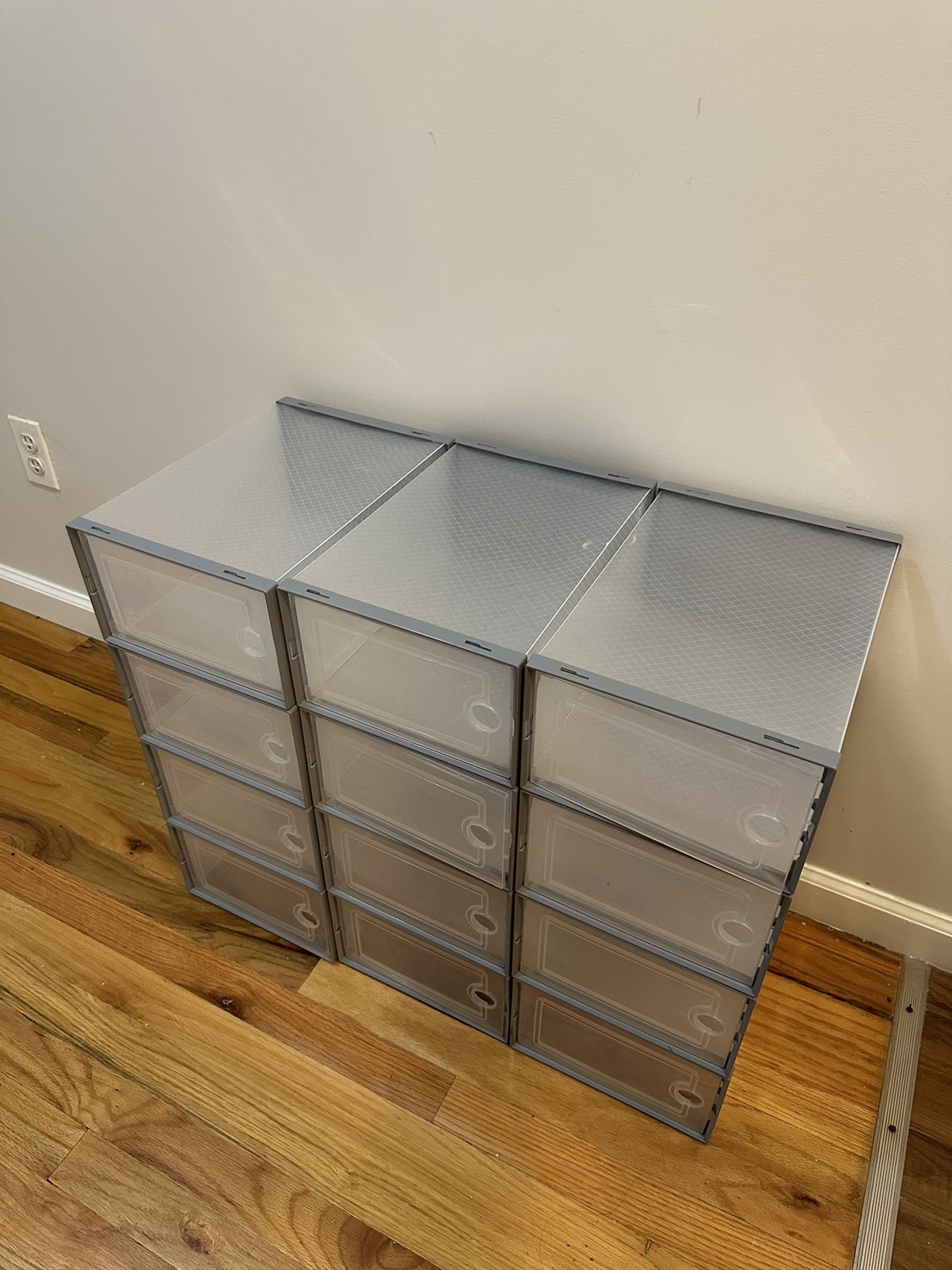 Stackable clear plastic shoe storage boxes - photo 4