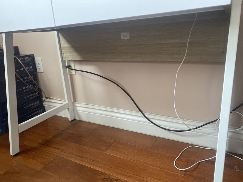 Computer table with usb - photo 3