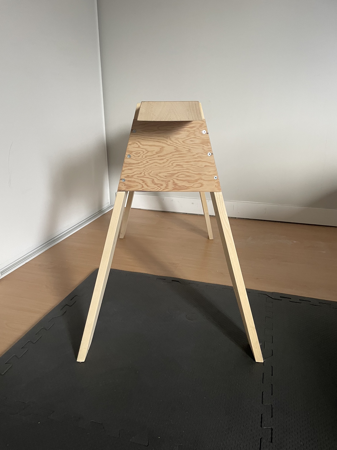 Saddle Bench - photo 5