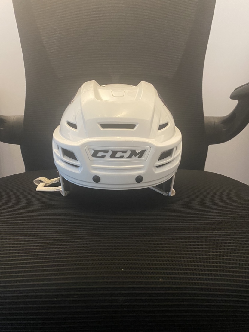 Men’s Large CCM Hockey Helmet thumbnail