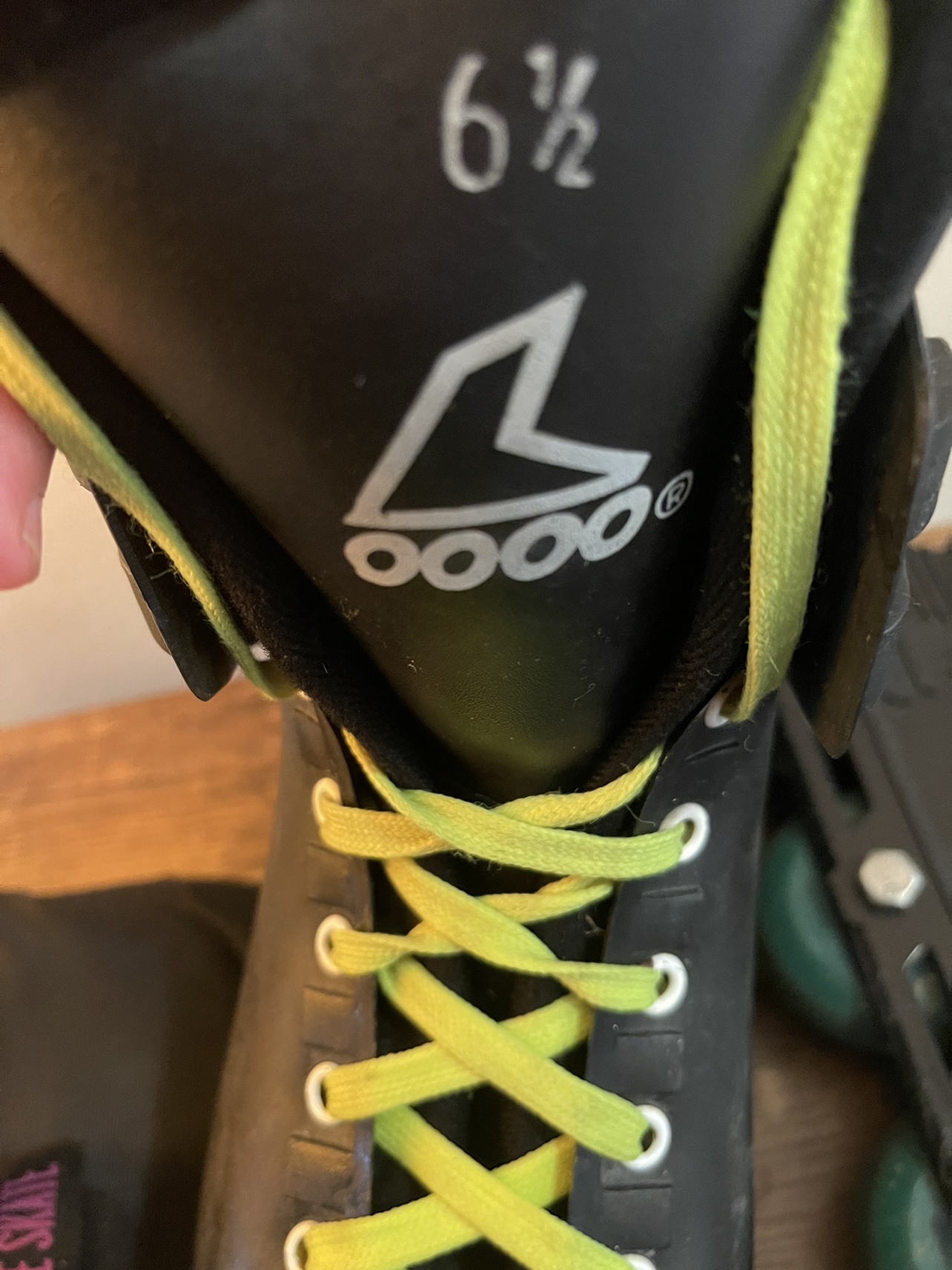 Women’s Rollerblade image indicator(4)