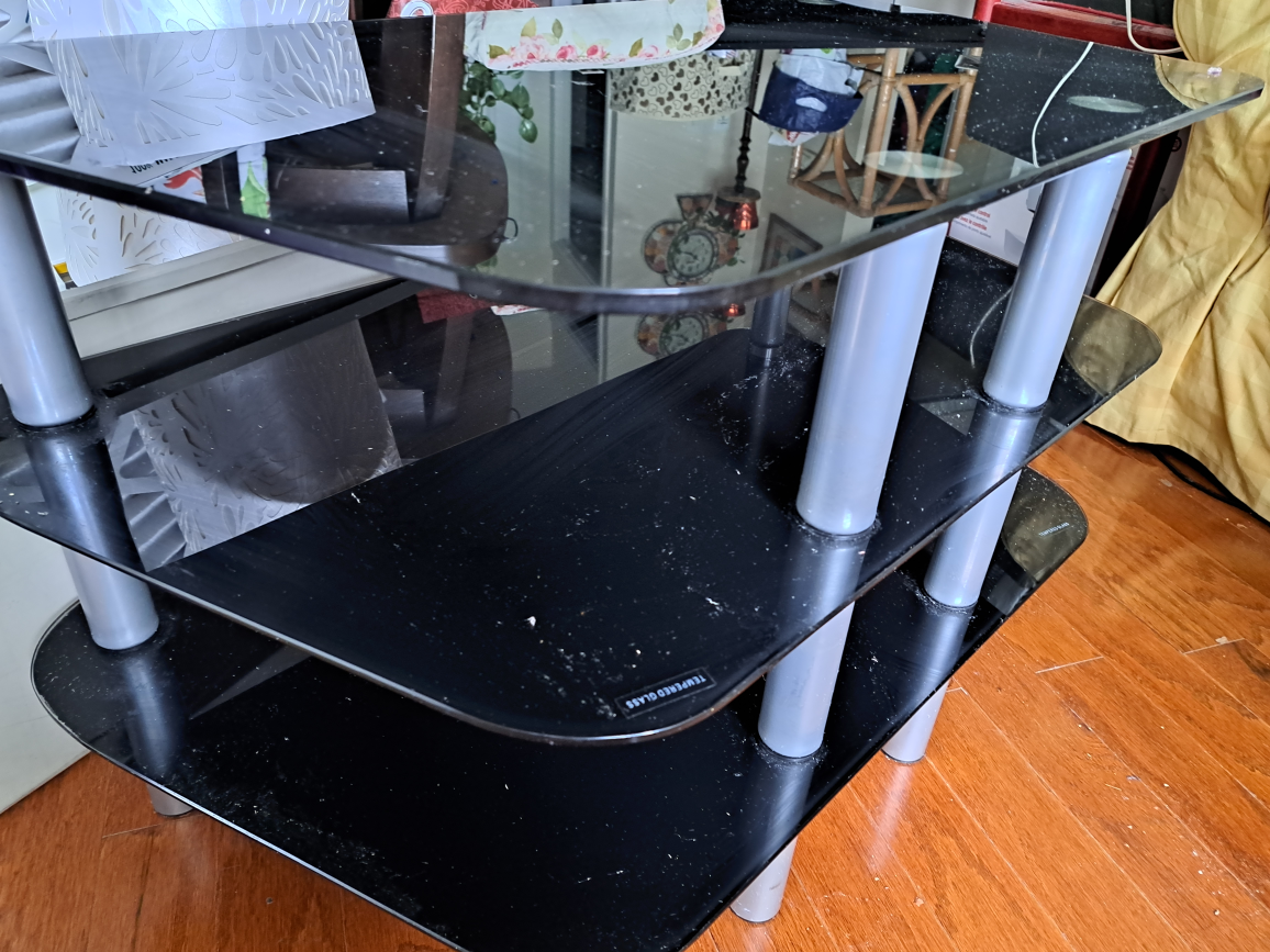 Thermal glass TV stand - photo 3