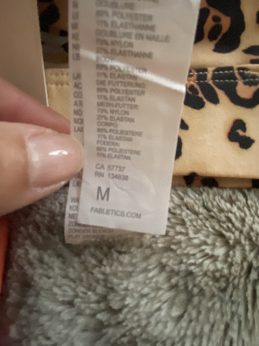 NWT Fabletics On-The-Go Midi Medium Impact Sports Bra - photo 3