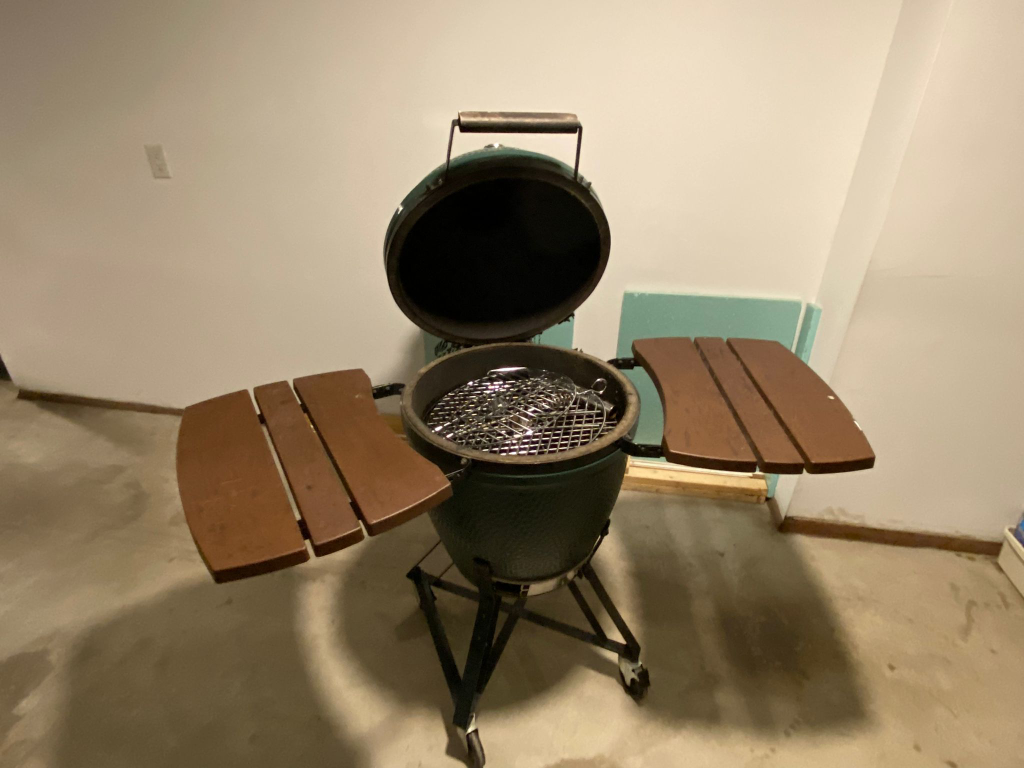 Large Big Green Egg BBQ Smoker - photo 3