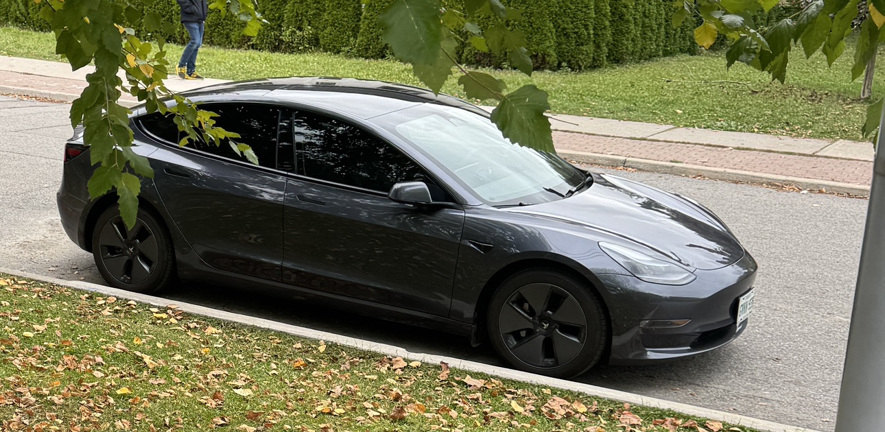 2023 Tesla Model 3 Lease Takeover - photo 2