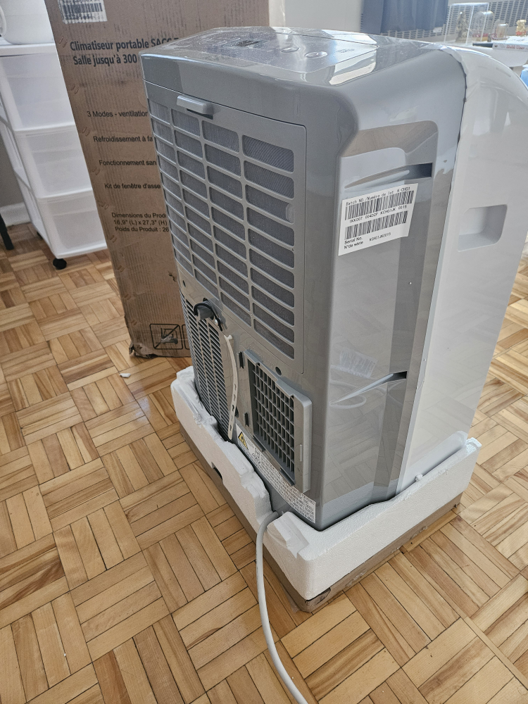 Hisense Portable Air Conditioner-new, quiet - photo 4