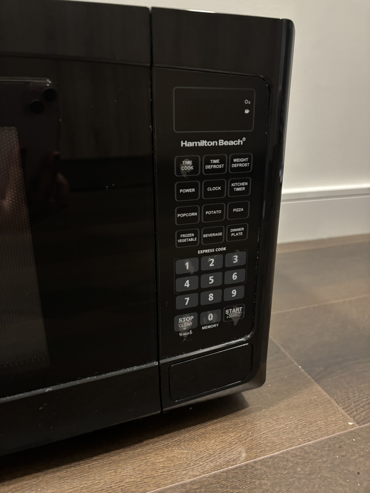 Hamilton beach microwave - photo 3