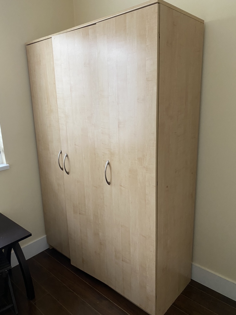 Armoire
