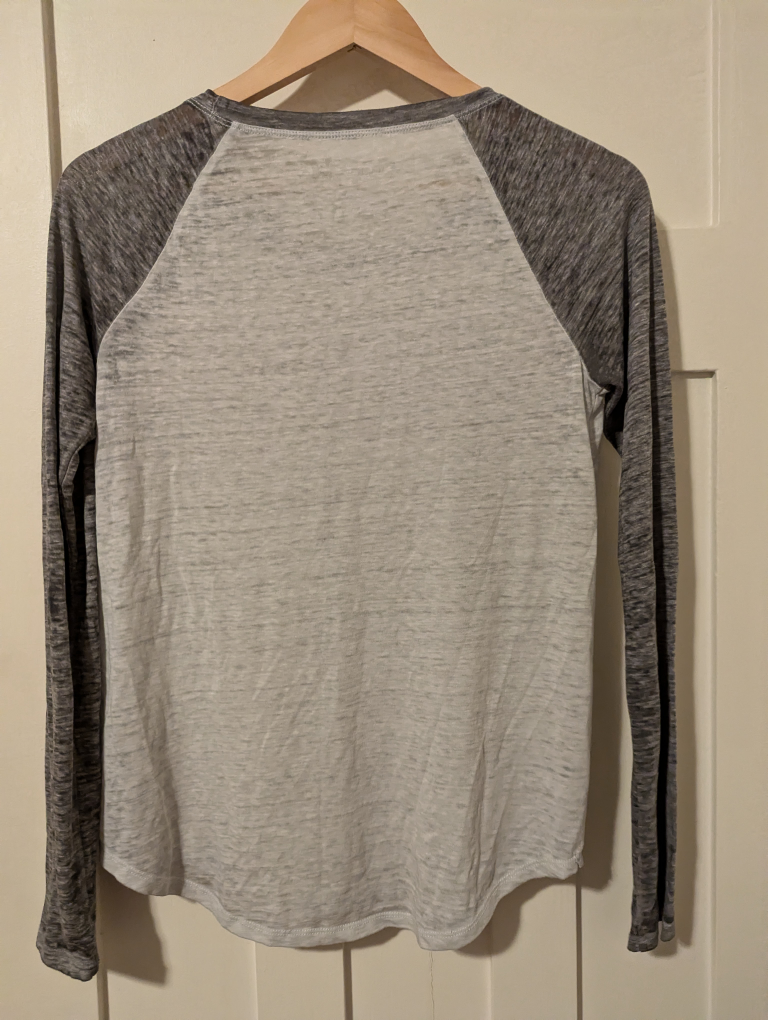 Aeropostale Women's Shirt sz Sm image indicator(2)