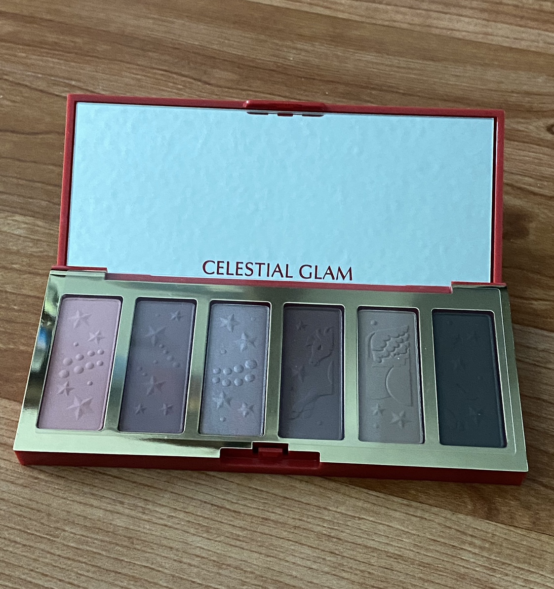 Ester Lauder Celestial Glam Limited Edition Eyeshadow Palette image indicator(4)