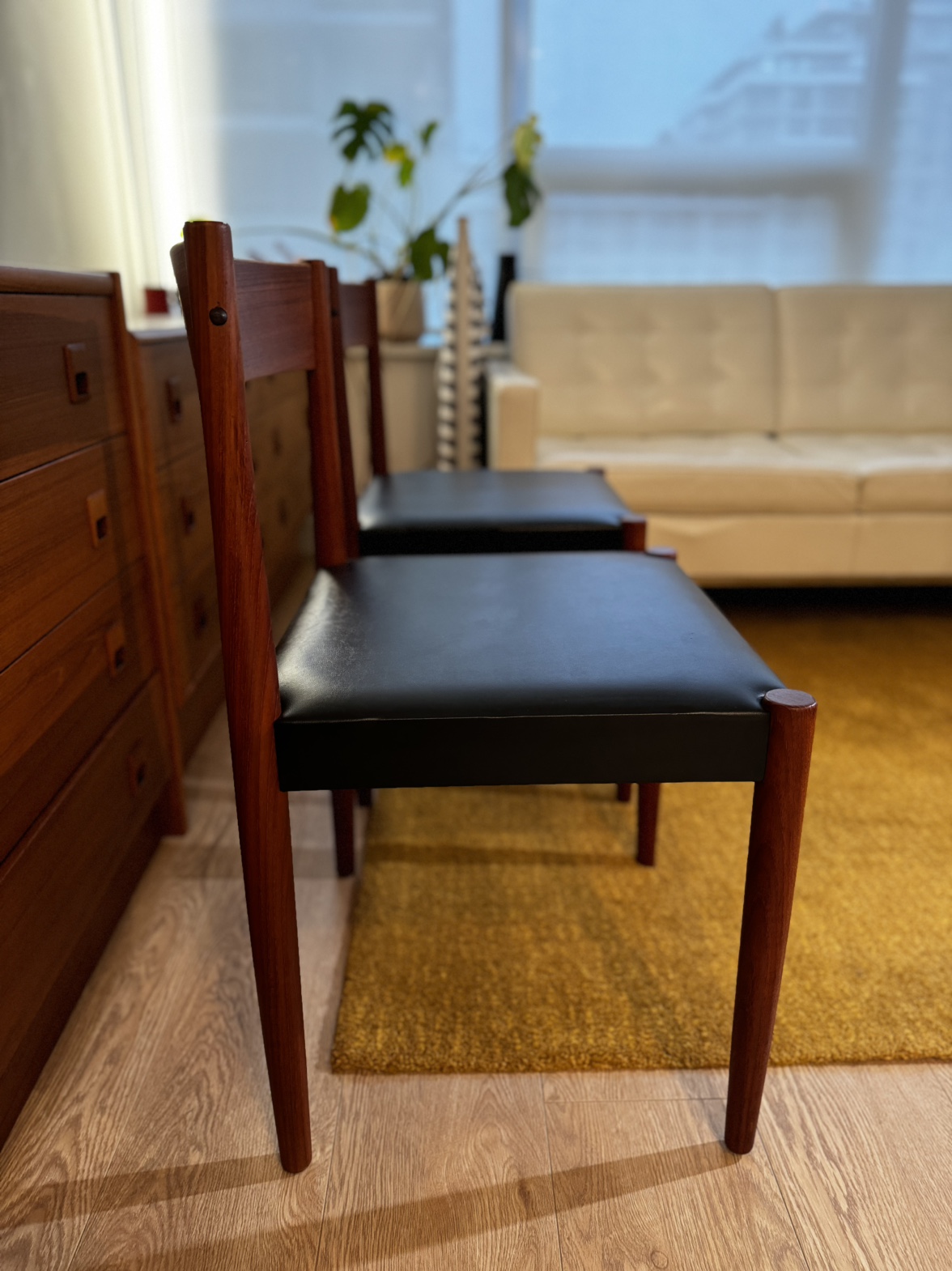 Set of 2 Modern, vintage MCM Poul Volther teak dining chairs image indicator(3)