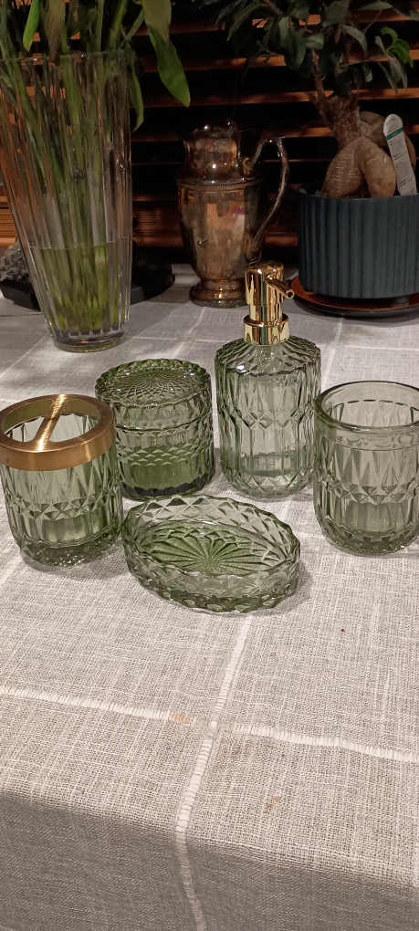 Clear Glass 5 Pcs Bathroom Accessories Set, Green⚽