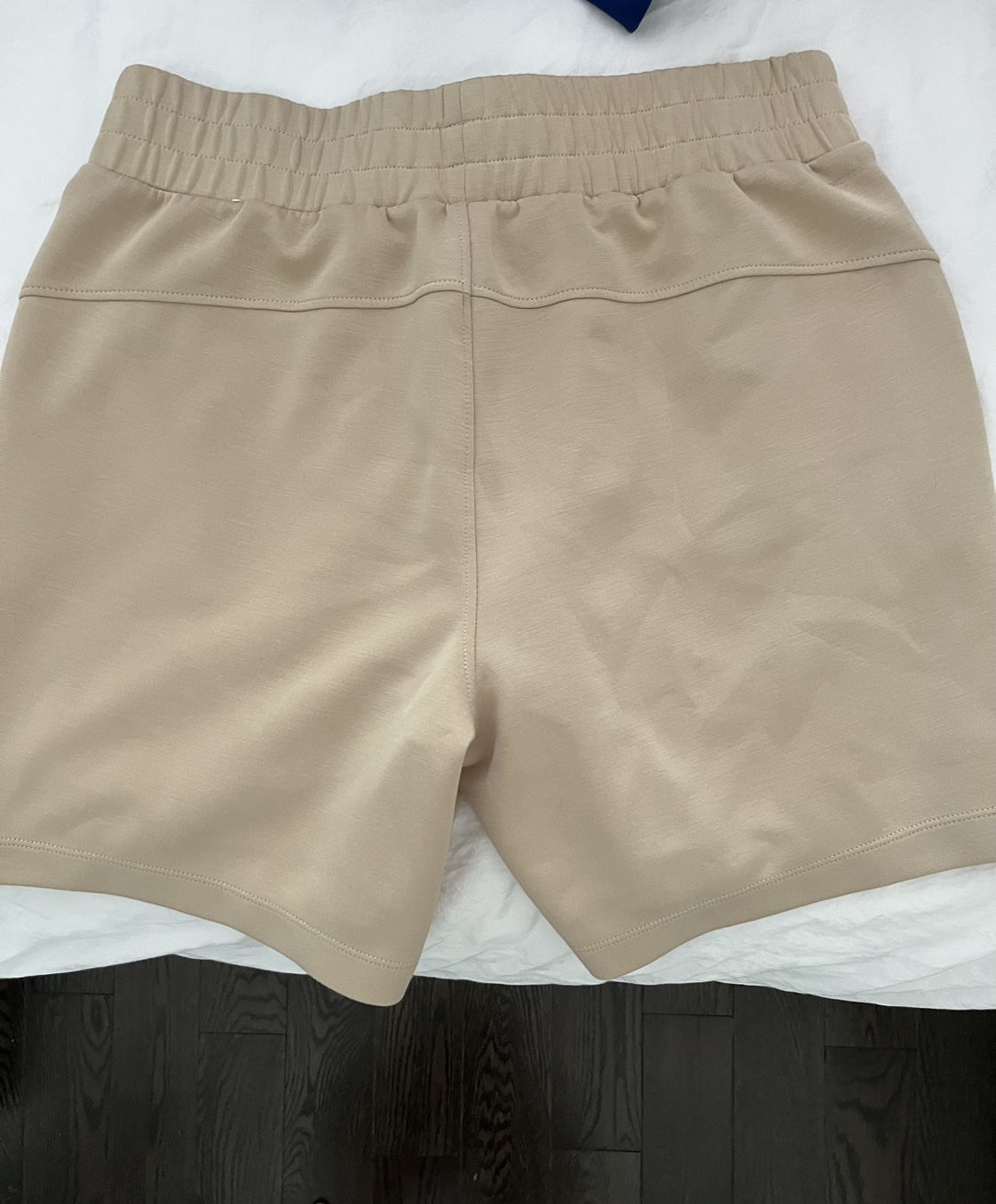 Size M Mondetta women’s thick waistband shorts image indicator(4)