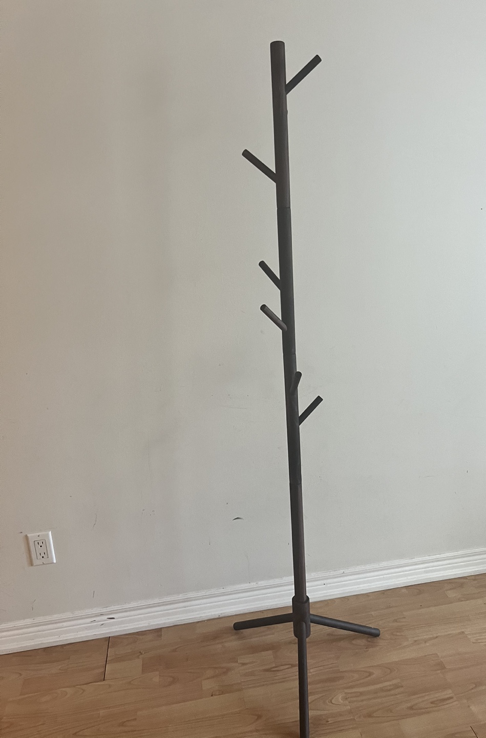 Wood stand - photo 2