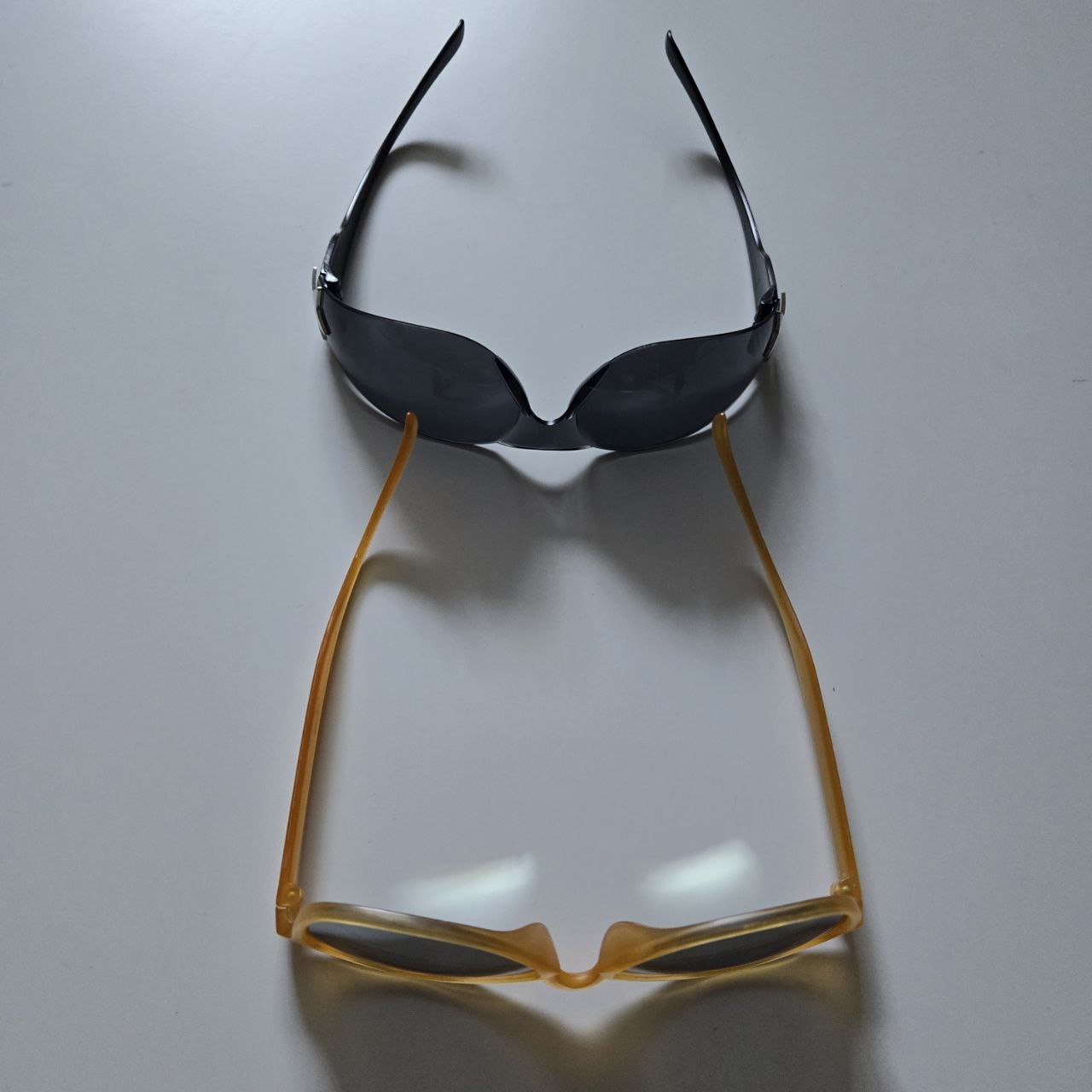 NEW - 2 Sunglasses image indicator(4)