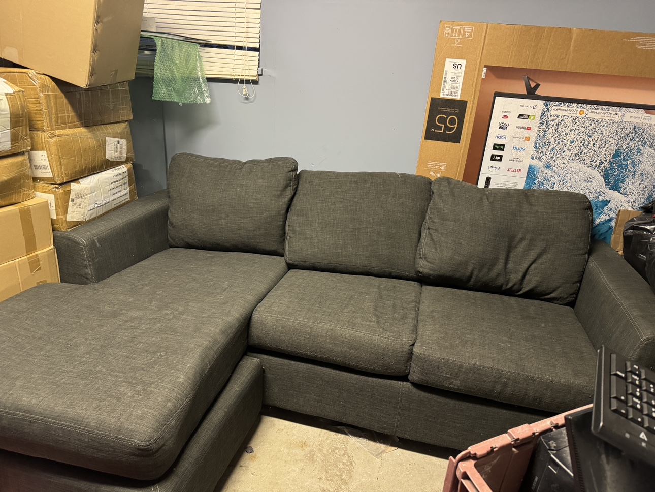 Sectional couch