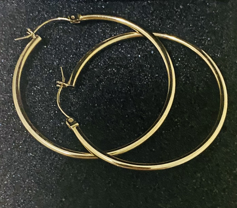 10Kt earrings