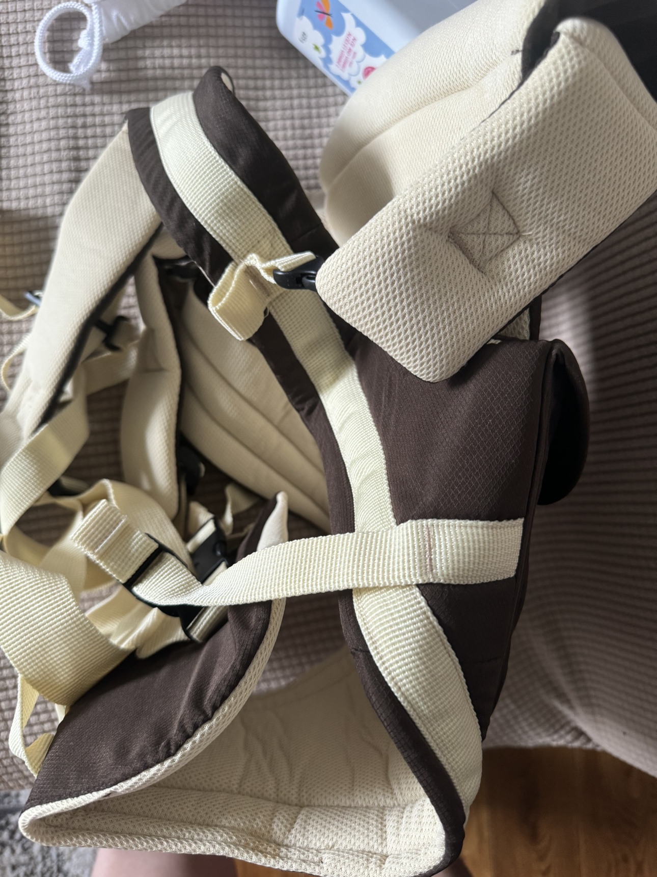 Baby carrier image indicator(2)