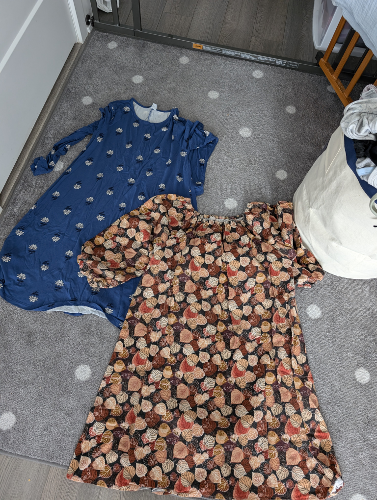 bag of maternity clothes - photo 2