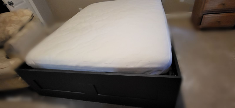 Queen size bed frame. like new.condition.
