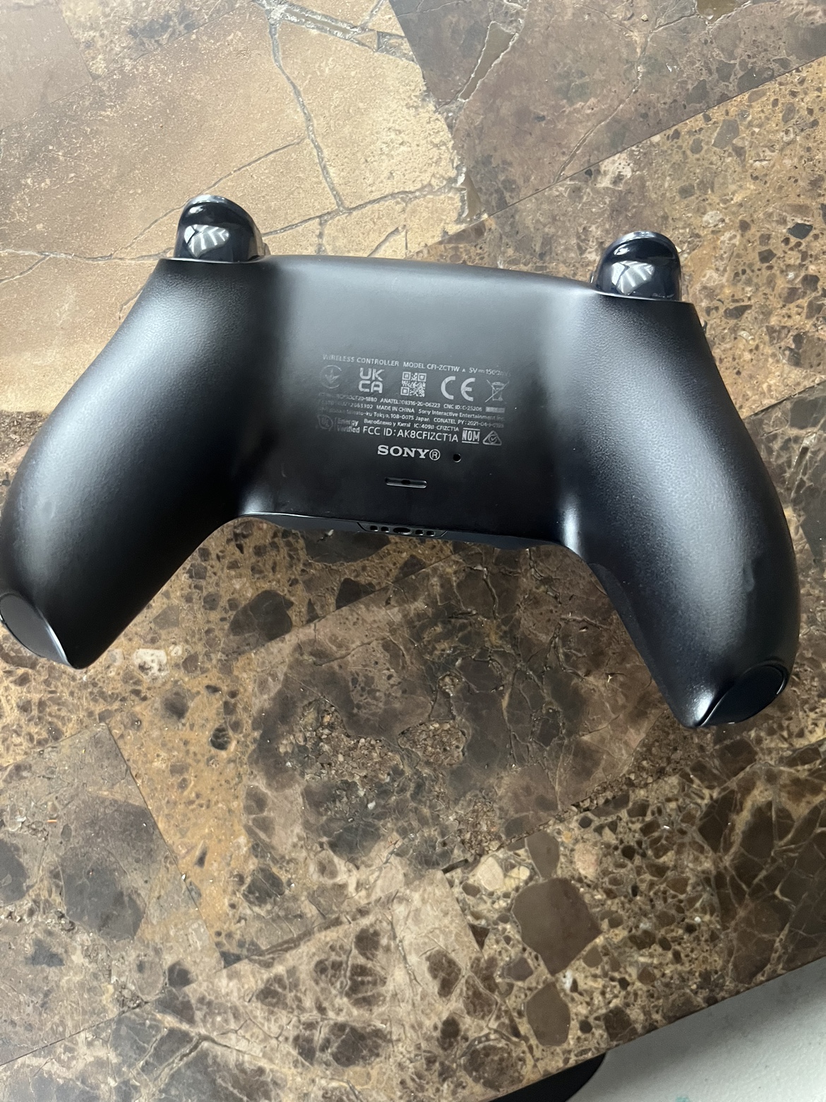 PS5 controller - photo 3