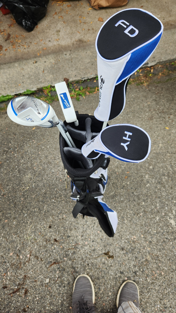 Jr 5 piece golf set with bag. - photo 2