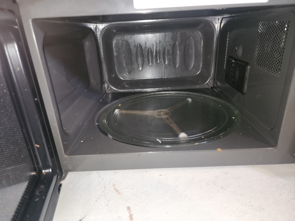 LG microwave - photo 2