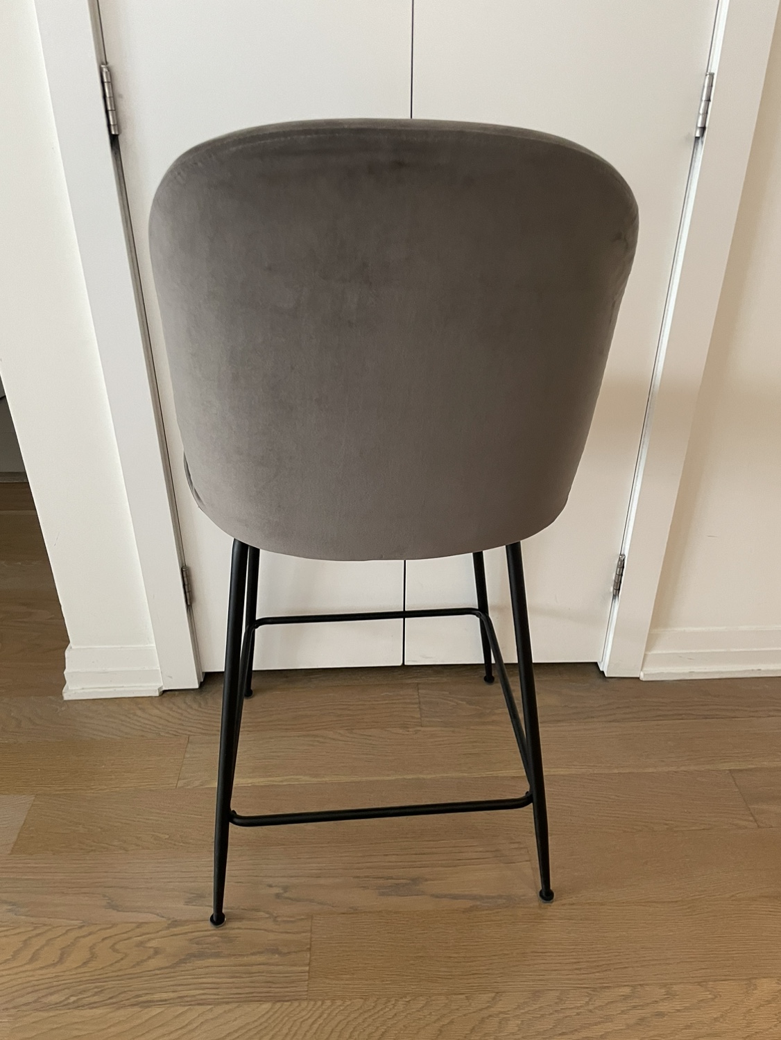 2 structube bar stools - photo 4