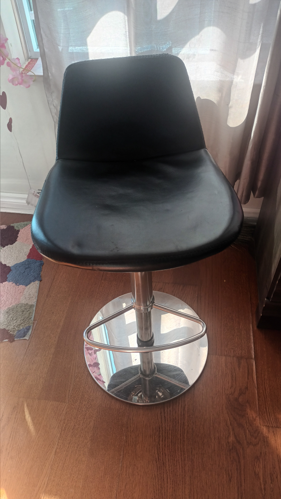 Bar Style Table