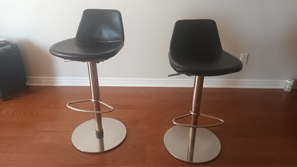 Bar Style Table - photo 2
