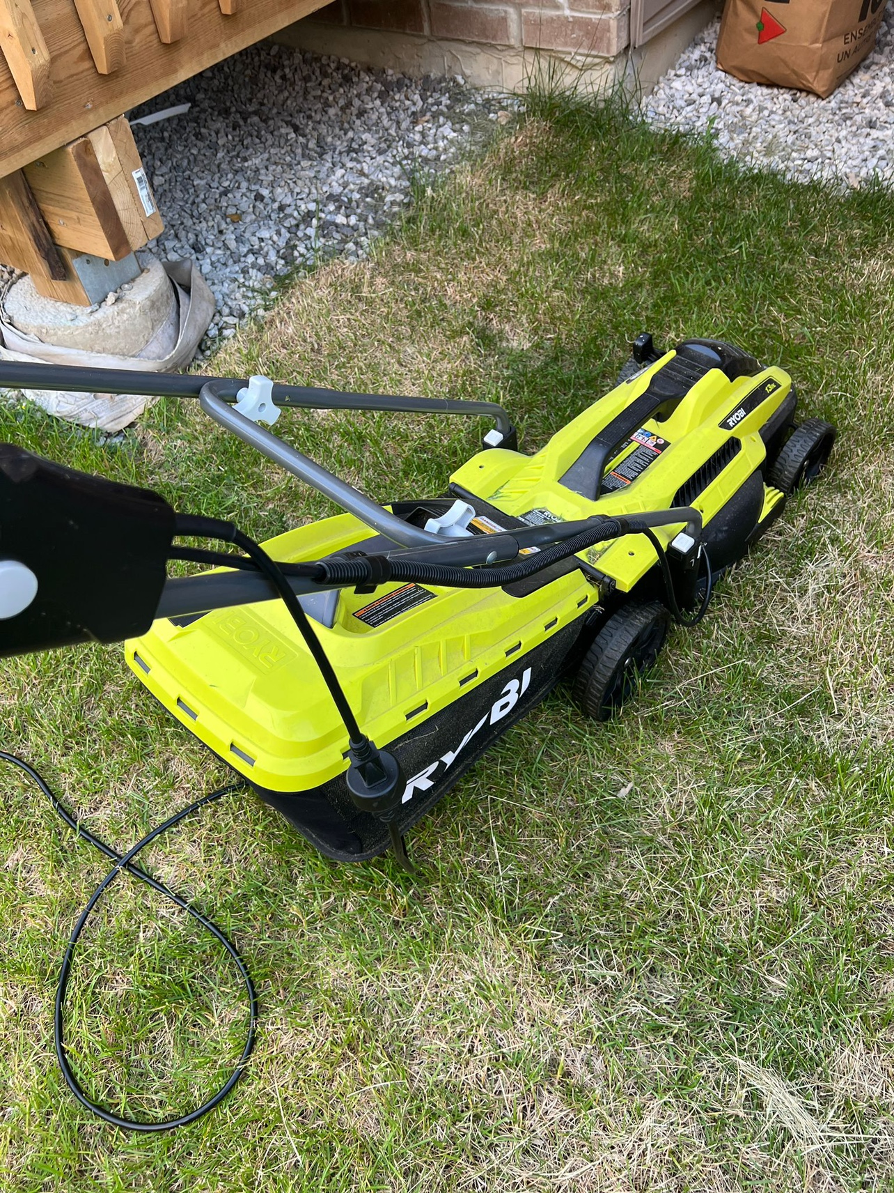 RYOBI 13-inch 11 amp Corded Electric Lawn Mower - photo 4
