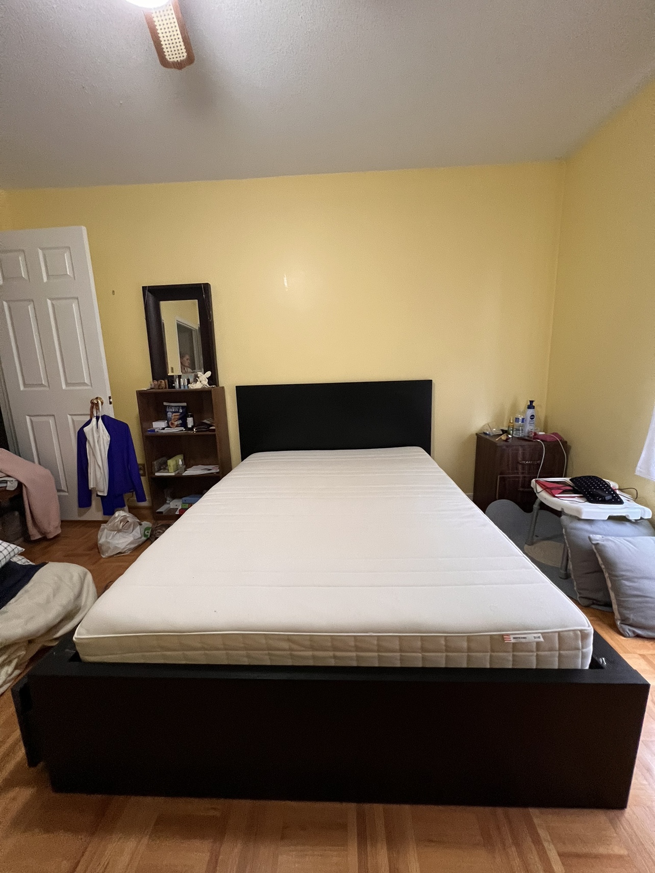 Queen Bed Set with IKEA Mattress Only $250! - photo 4