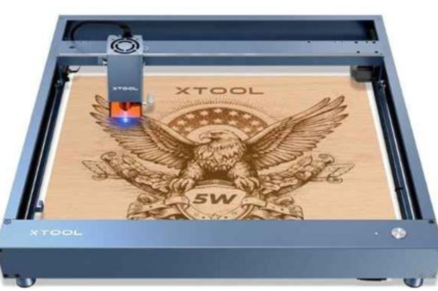 NEW xTool D1 Pro 5W Laser Engraver/Cutter