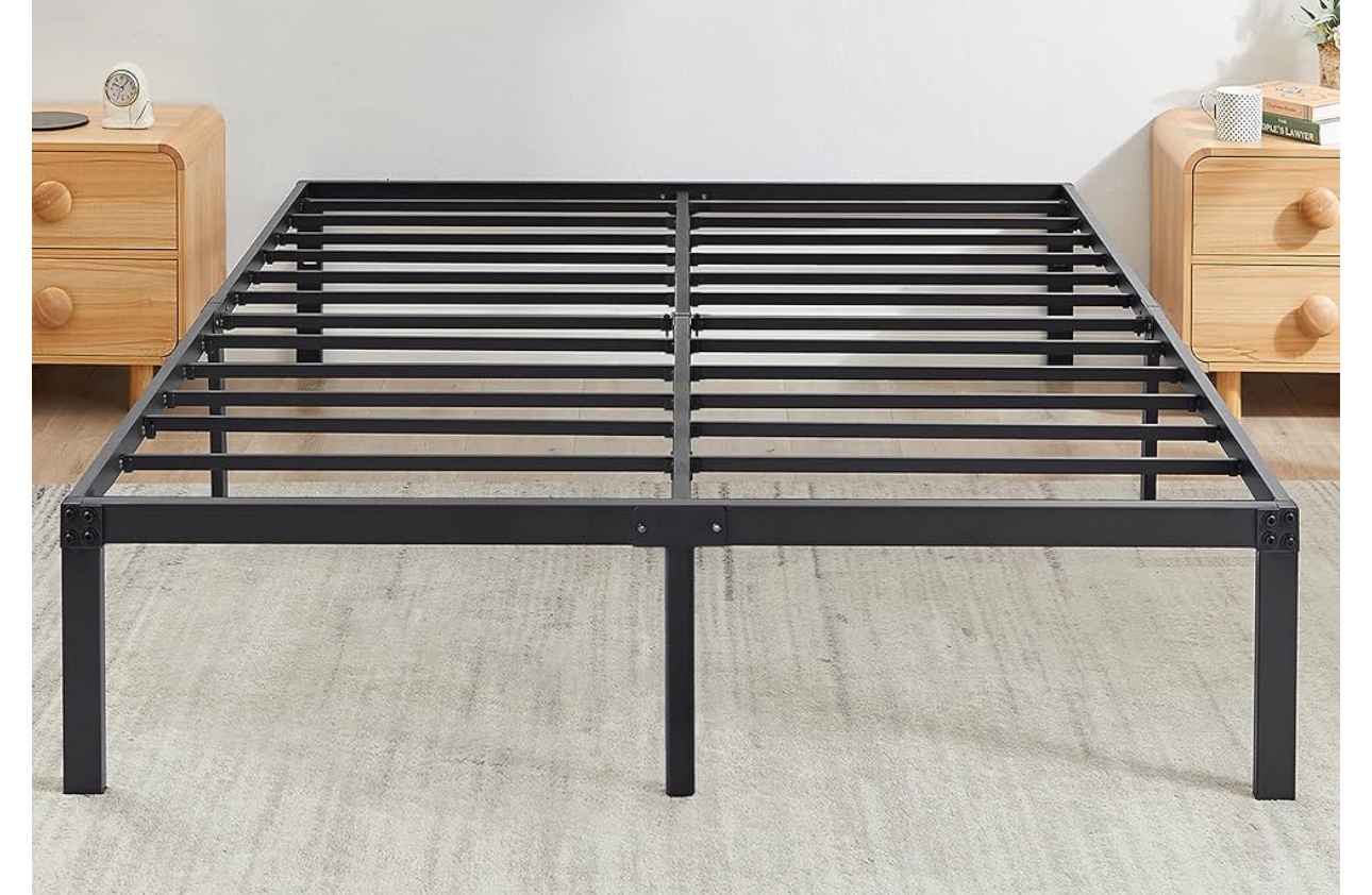 Queen metal frame with mattress - photo 2